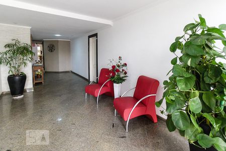 Apartamento à venda com 78m², 3 quartos e 1 vaga Apartamento à venda com 78m², 3 quartos e 1 vagaHall