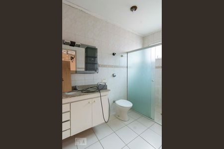 Casa à venda com 150m², 3 quartos e 2 vagasBanheiro Suíte 2