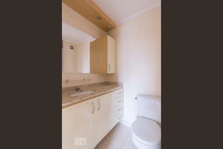 Banheiro de apartamento para alugar com 2 quartos, 50m² em Lauzane Paulista, São Paulo