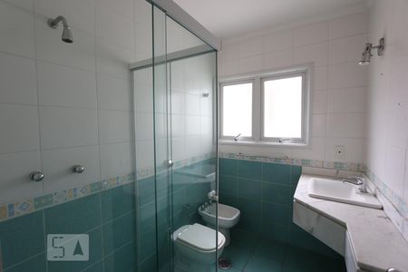 Casa para alugar com 463m², 4 quartos e 6 vagassuite 2