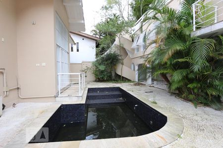 Casa para alugar com 463m², 4 quartos e 6 vagaspiscina