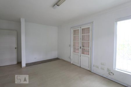 Casa para alugar com 463m², 4 quartos e 6 vagassuite 4