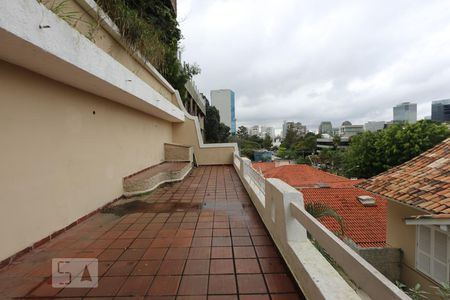 Casa para alugar com 463m², 4 quartos e 6 vagassolario