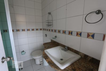 Casa para alugar com 463m², 4 quartos e 6 vagasedicula