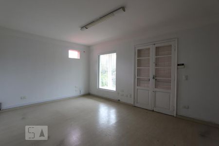Casa para alugar com 463m², 4 quartos e 6 vagassuite 3