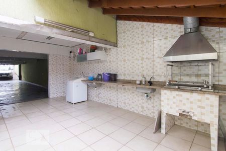 Casa à venda com 270m², 3 quartos e 8 vagasQuintal