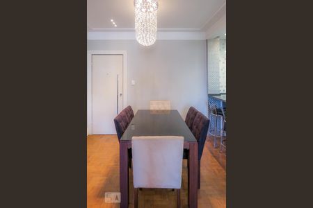 Sala  de apartamento à venda com 2 quartos, 126m² em Jardim Paulista, São Paulo