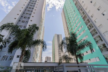 Apartamento à venda com 58m², 2 quartos e 1 vaga Apartamento à venda com 58m², 2 quartos e 1 vagaFachada