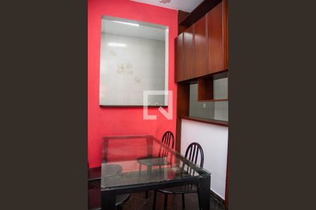 Casa de condomínio para alugar com 80m², 2 quartos e 1 vagaSala