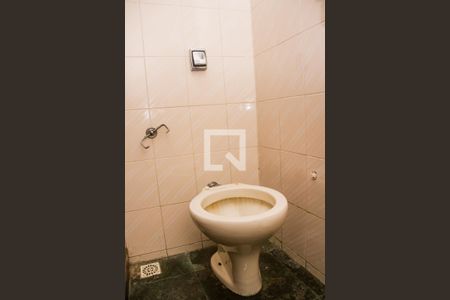 Casa de condomínio para alugar com 80m², 2 quartos e 1 vagaBanheiro Social