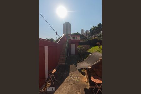 Casa à venda com 342m², 2 quartos e 2 vagas Casa à venda com 342m², 2 quartos e 2 vagasÁrea de Serviço