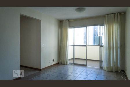 Sala de apartamento para alugar com 3 quartos, 100m² em Setor Bueno, Goiânia