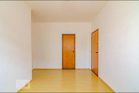 Sala de apartamento para alugar com 2 quartos, 75m² em Palmares, Belo Horizonte