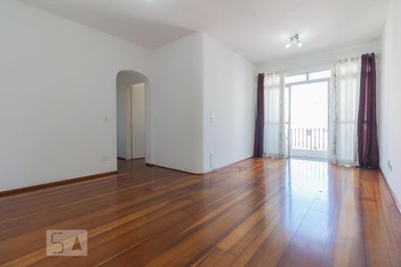 Sala de apartamento para alugar com 3 quartos, 90m² em Campo Belo, São Paulo