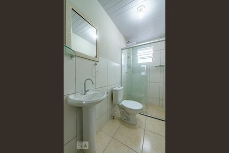 Banheiro de apartamento para alugar com 2 quartos, 60m² em Roçado, São José