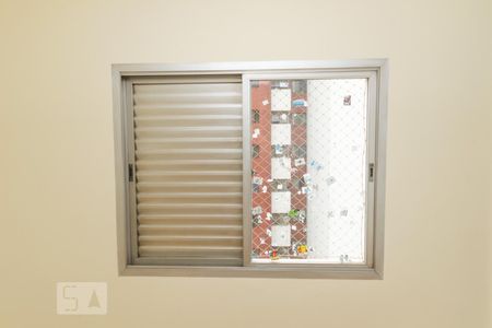 Apartamento à venda com 210m², 4 quartos e 3 vagas Apartamento à venda com 210m², 4 quartos e 3 vagasJanela do quarto 1