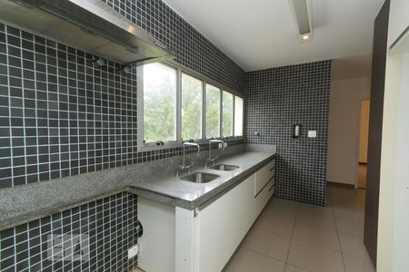 Apartamento à venda com 210m², 4 quartos e 3 vagas Apartamento à venda com 210m², 4 quartos e 3 vagasCozinha