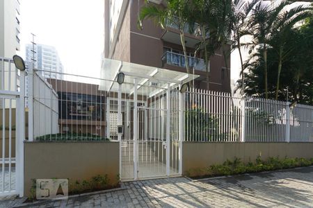 Apartamento à venda com 210m², 4 quartos e 3 vagas Apartamento à venda com 210m², 4 quartos e 3 vagasFachada