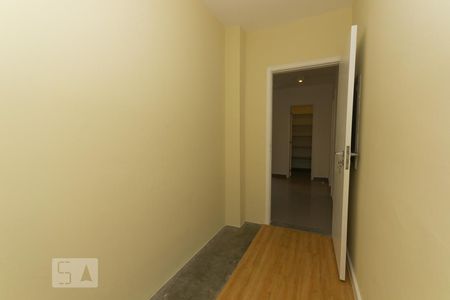 Apartamento à venda com 210m², 4 quartos e 3 vagas Apartamento à venda com 210m², 4 quartos e 3 vagasCorredor