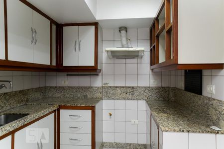Apartamento à venda com 120m², 2 quartos e sem vaga Apartamento à venda com 120m², 2 quartos e sem vagaCozinha
