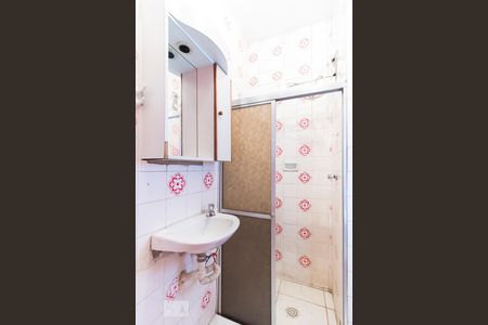 Banheiro de casa à venda com 2 quartos, 65m² em Jardim Maringá, São Paulo