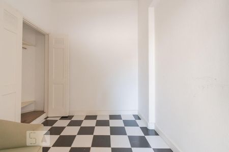 Apartamento à venda com 107m², 2 quartos e 1 vagaQuarto de Serviço
