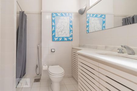 Apartamento à venda com 107m², 2 quartos e 1 vagaBanheiro da Suíte