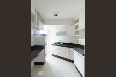 Apartamento à venda com 80m², 3 quartos e 3 vagasCozinha