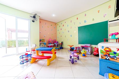 Apartamento para alugar com 62m², 2 quartos e 1 vaga Apartamento para alugar com 62m², 2 quartos e 1 vagaÁrea Comum - Brinquedoteca