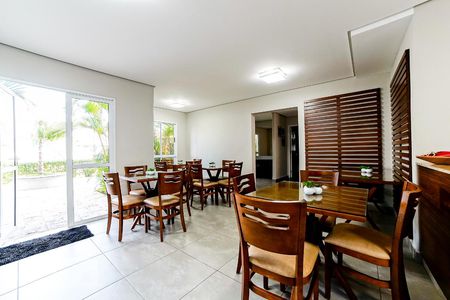 Apartamento para alugar com 62m², 2 quartos e 1 vaga Apartamento para alugar com 62m², 2 quartos e 1 vagaÁrea Comum - Salão de Festas