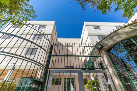 Apartamento à venda com 70m², 2 quartos e 1 vagaFachada