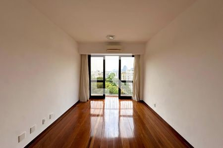 Apartamento para alugar com 1 quarto, 61m² em Humaitá, Rio de Janeiro