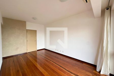 Apartamento para alugar com 1 quarto, 61m² em Humaitá, Rio de Janeiro