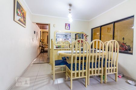 Casa à venda com 249m², 5 quartos e 2 vagasCozinha