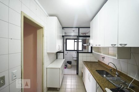 Apartamento à venda com 77m², 3 quartos e 2 vagas Apartamento à venda com 77m², 3 quartos e 2 vagasCozinha