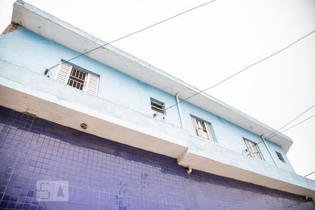 Casa para alugar com 60m², 1 quarto e sem vaga Casa para alugar com 60m², 1 quarto e sem vagaFachada