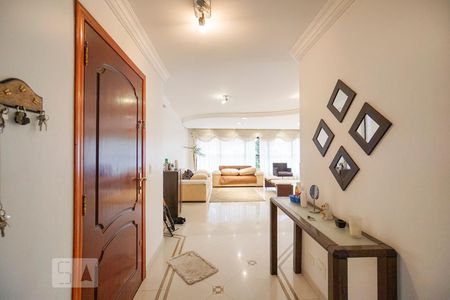 Casa à venda com 450m², 4 quartos e 6 vagasEntrada sala