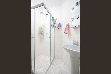 Casa à venda com 450m², 4 quartos e 6 vagasBanheiro de serviço