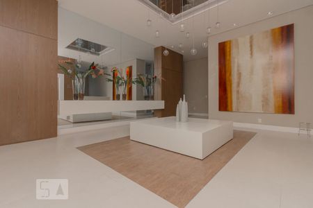 Studio à venda com 46m², 1 quarto e 1 vaga Studio à venda com 46m², 1 quarto e 1 vagaHall social