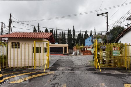 Casa de condomínio à venda com 144m², 3 quartos e 2 vagas Casa de condomínio à venda com 144m², 3 quartos e 2 vagasCondomínio