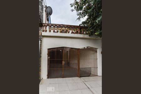 Casa de condomínio à venda com 144m², 3 quartos e 2 vagas Casa de condomínio à venda com 144m², 3 quartos e 2 vagasFachada
