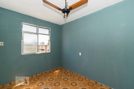 Quarto 2 de apartamento para alugar com 2 quartos, 46m² em Irajá, Rio de Janeiro