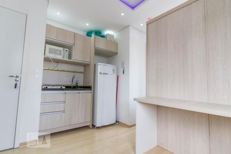 Kitnet/Studio de kitnet/studio para alugar com 1 quarto, 19m² em Novo Mundo, Curitiba