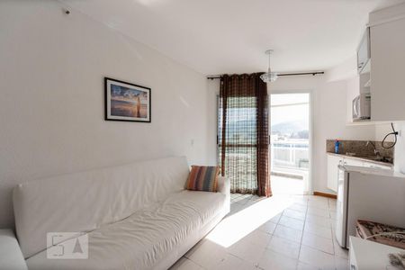 Sala de kitnet/studio à venda com 1 quarto, 45m² em Jacarepaguá, Rio de Janeiro