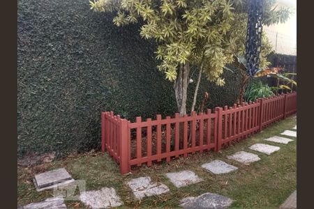 Casa de condomínio à venda com 440m², 3 quartos e 4 vagas