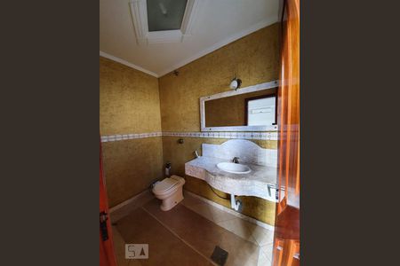 Casa de condomínio à venda com 440m², 3 quartos e 4 vagas