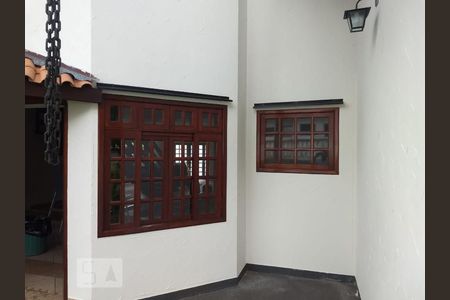 Casa de condomínio à venda com 440m², 3 quartos e 4 vagas
