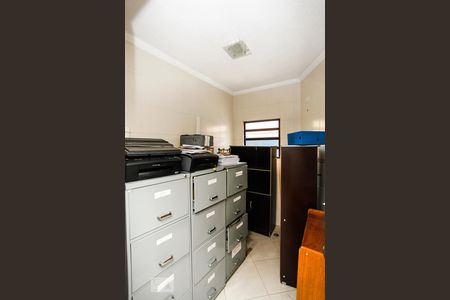 Casa à venda com 360m², 4 quartos e 4 vagas Casa à venda com 360m², 4 quartos e 4 vagasBanheiro Social