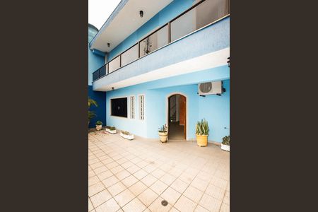 Casa à venda com 360m², 4 quartos e 4 vagas Casa à venda com 360m², 4 quartos e 4 vagasfrente do Imóvel