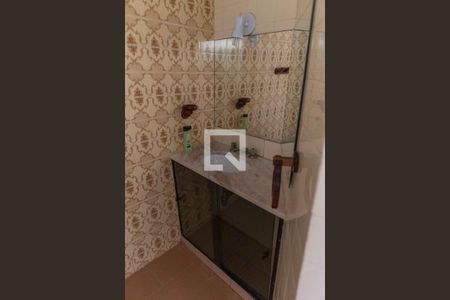 Apartamento à venda com 150m², 3 quartos e 1 vaga Apartamento à venda com 150m², 3 quartos e 1 vagaBanheiro Social